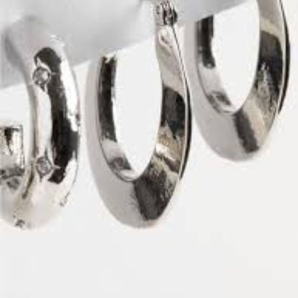 Torrid Pave Rhinestone Hoop Earring Set - New - Picture 4 of 5